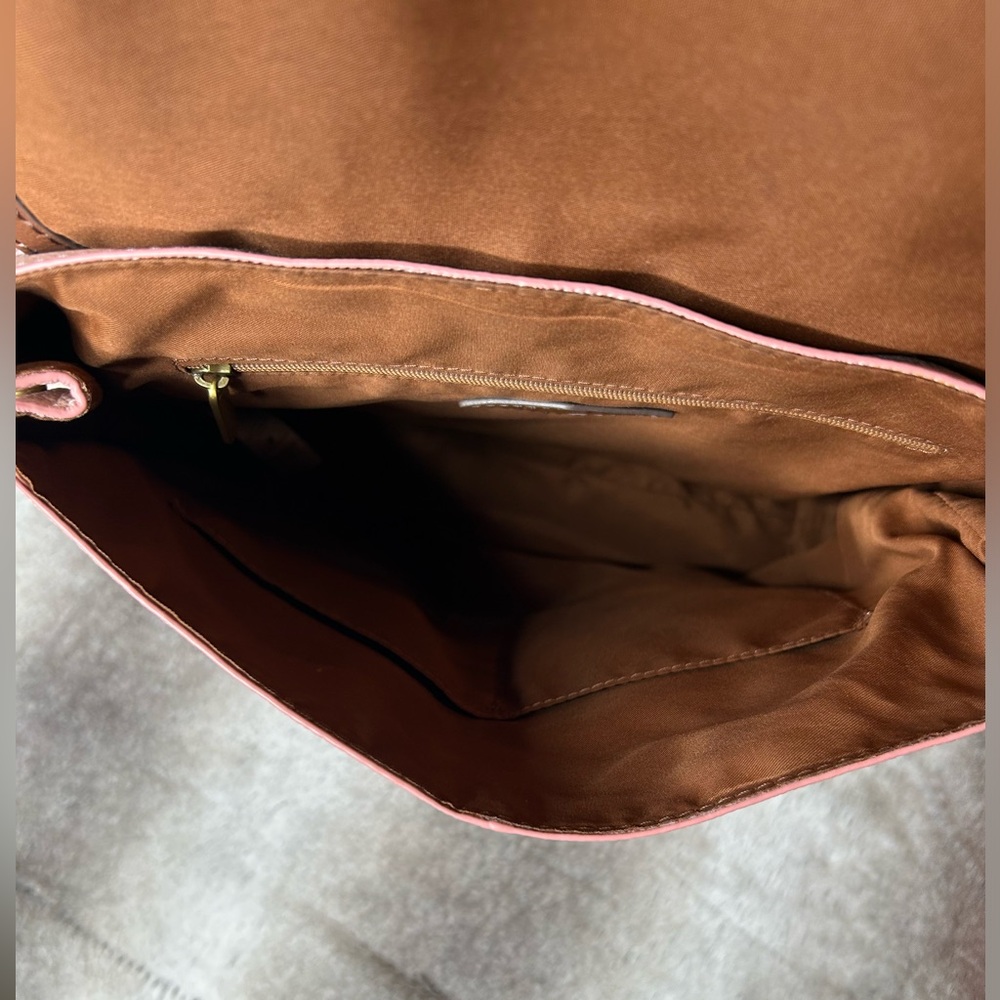 Fossil Blush With Brown Trim Fold Over Snap Backp… - image 6